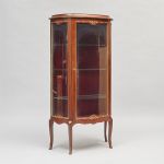 1014 3340 DISPLAY CABINET